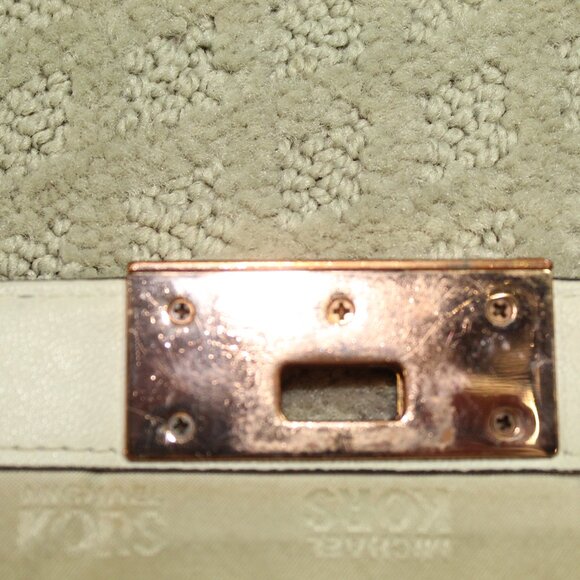 Michael Kors Cream Pebble Leather Chain Strap Flap Crossbody Purse - Picture 5 of 12